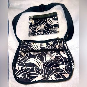 LeSportsac Vintage Black n White Hobo Bag W/ coin bag/ toiletry bag